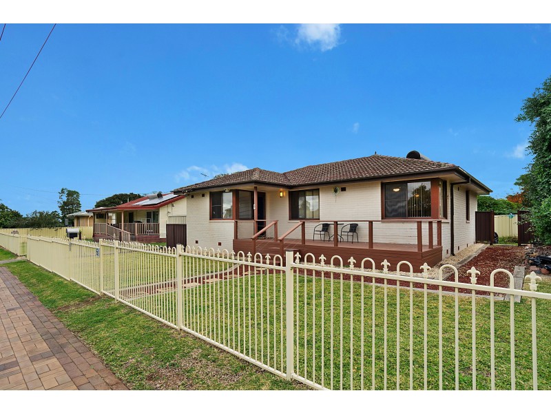 6 Hyde Street, Woodberry NSW 2322