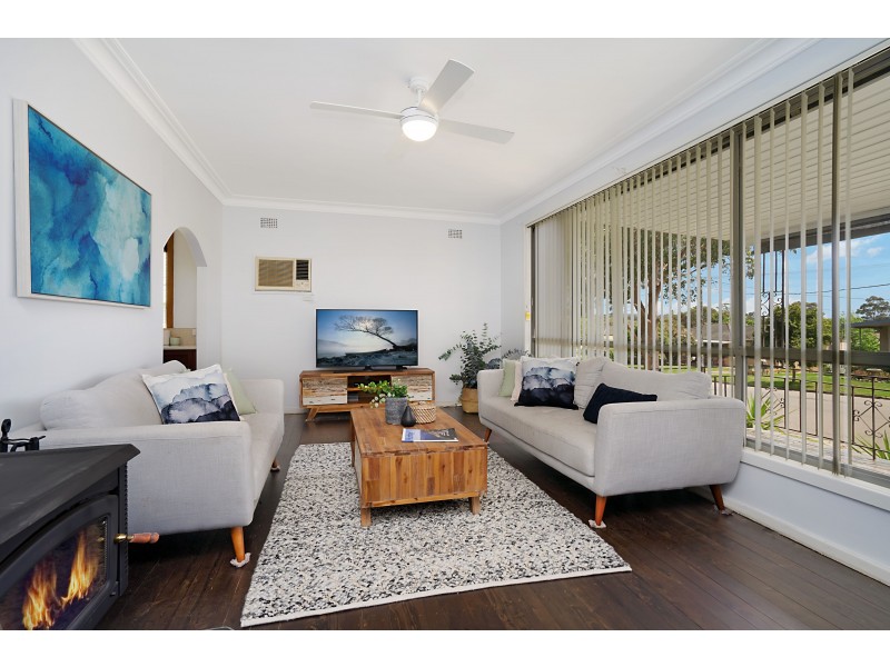 17 Pasedena Crescent, Beresfield NSW 2322