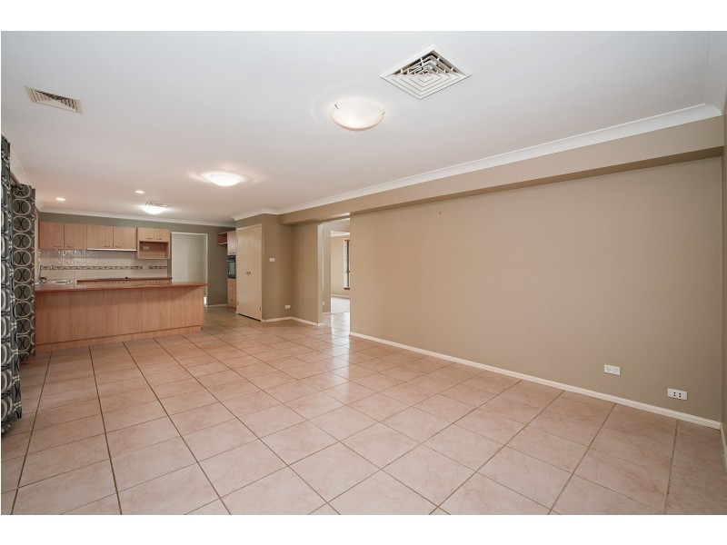 172 Somerset Drive, Thornton NSW 2322