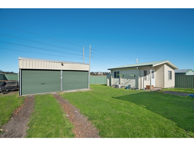 58 Frewin Avenue, Woodberry NSW 2322