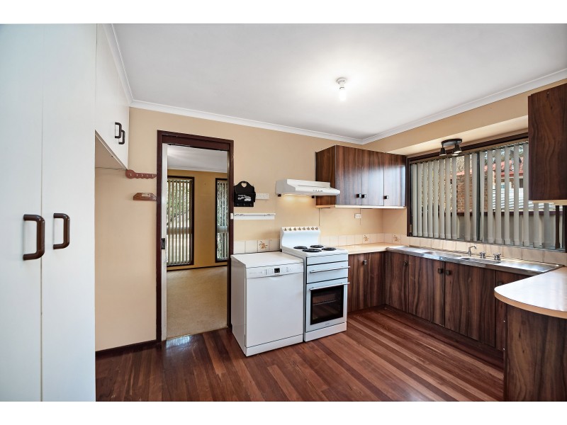13 Waters Way, Metford NSW 2323