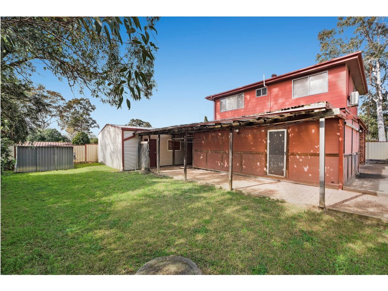 13 Waters Way, Metford NSW 2323