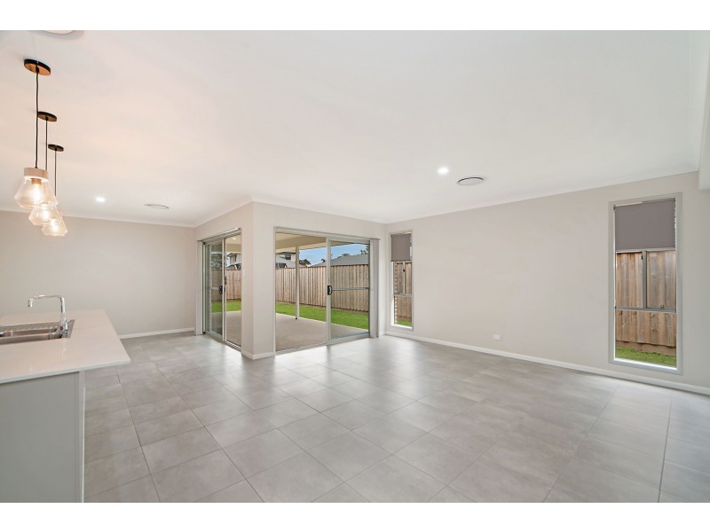 79 Dragonfly Drive, Chisholm NSW 2322
