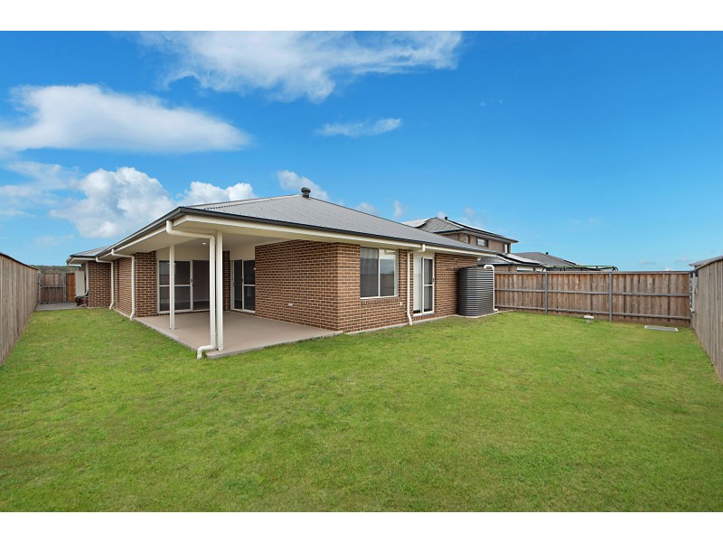 79 Dragonfly Drive, Chisholm NSW 2322