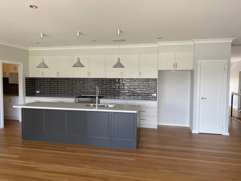 33 Vista Parade, East Maitland NSW 2323