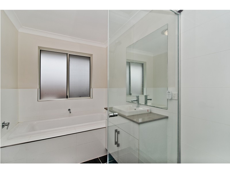 10 Pondsitter Street, Chisholm NSW 2322