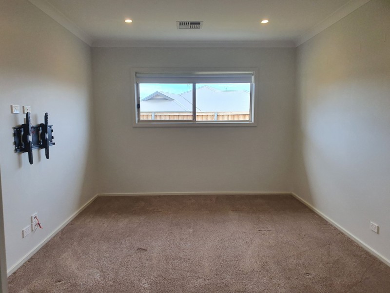 69 Wirraway Drive, Thornton NSW 2322