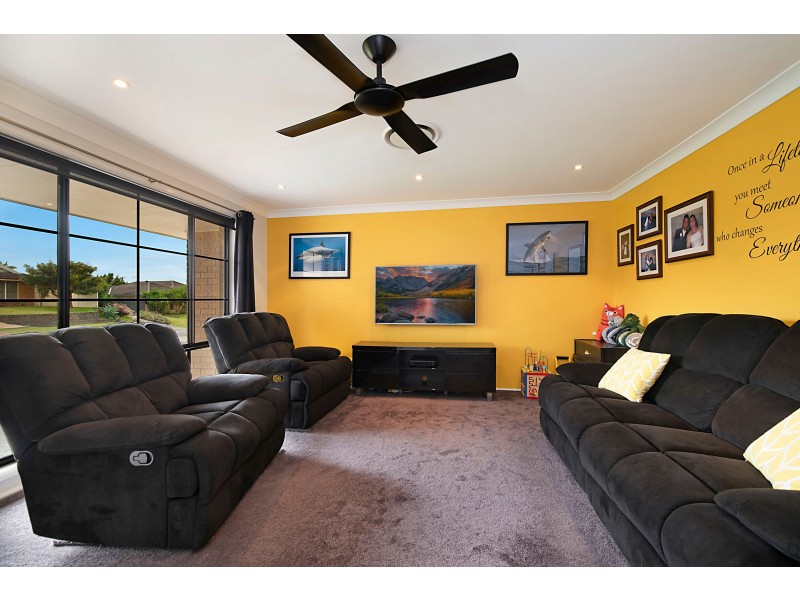 45 Stanton Drive, Raworth NSW 2321