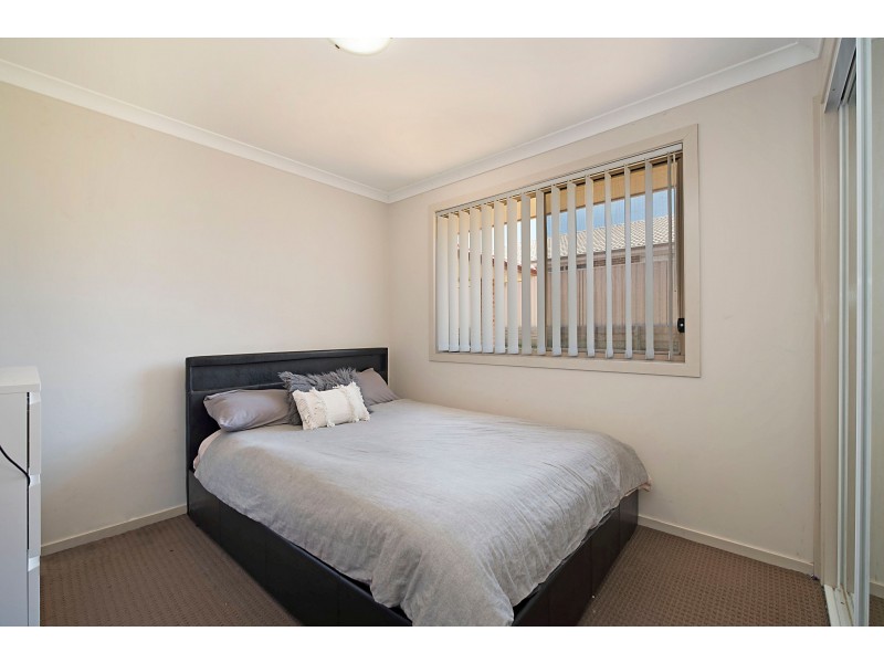 8 Lancaster Street, Thornton NSW 2322