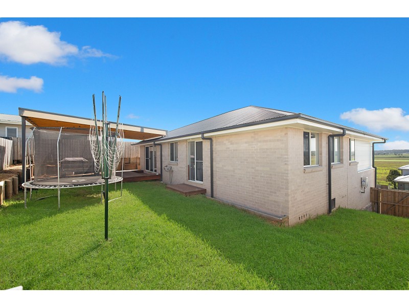 28 Darcys Circuit, Gillieston Heights NSW 2321