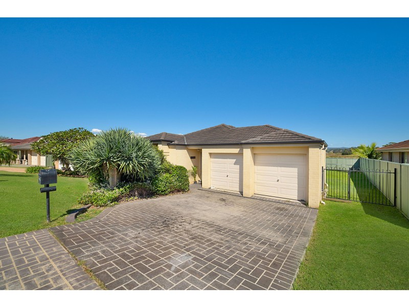 6 Tristania Court, Thornton NSW 2322