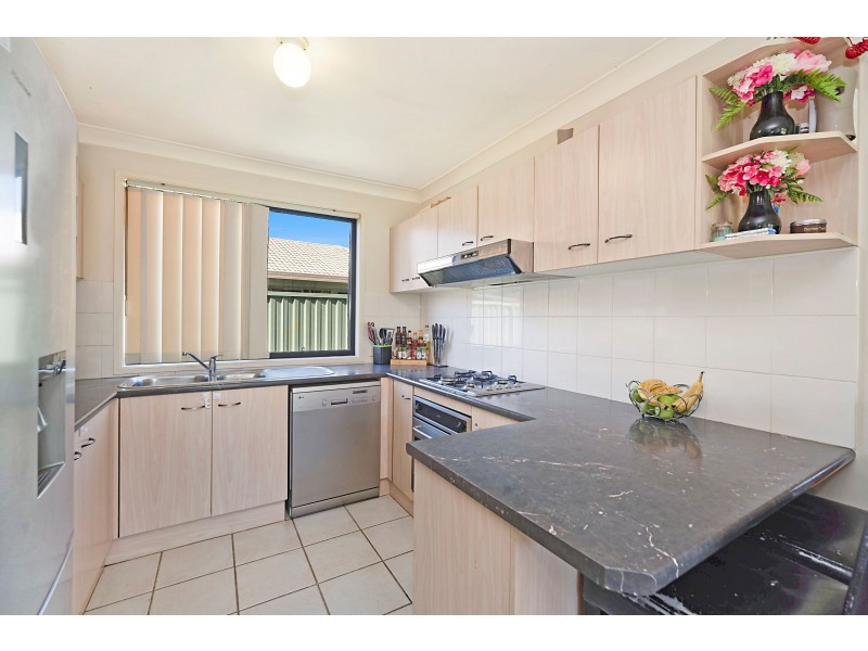 6 Tristania Court, Thornton NSW 2322