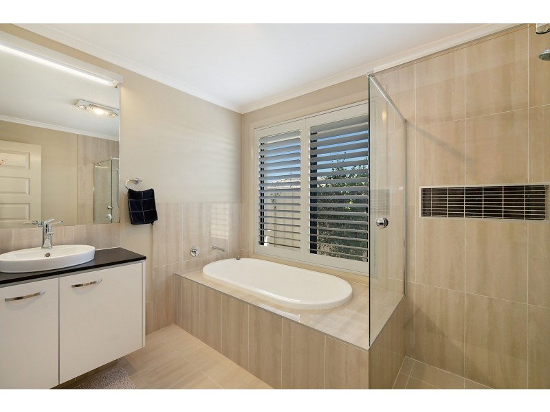 67 Jenna Drive, Raworth NSW 2321