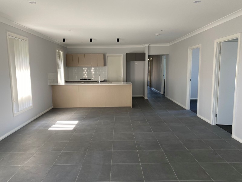 11 Sunset Drive, Thornton NSW 2322