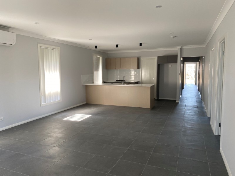 11 Sunset Drive, Thornton NSW 2322