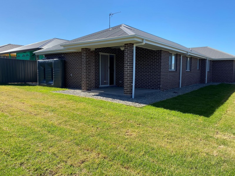 11 Sunset Drive, Thornton NSW 2322