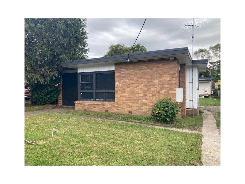 207 George Street, East Maitland NSW 2323