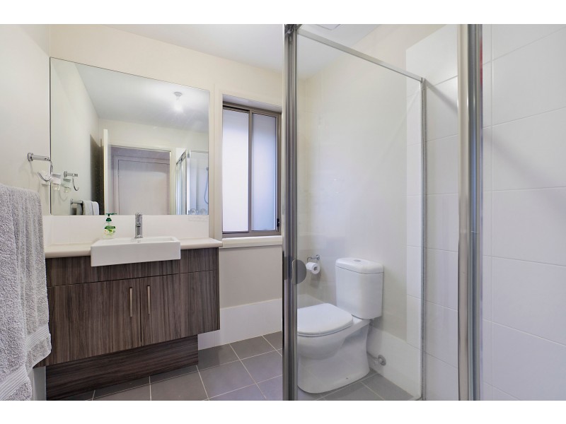 8 & 8a Sandridge Street, Thornton NSW 2322