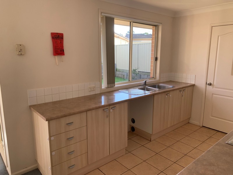 10 Parkside Crescent, Thornton NSW 2322