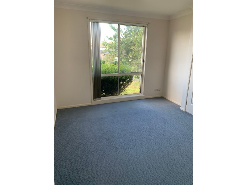 10 Parkside Crescent, Thornton NSW 2322