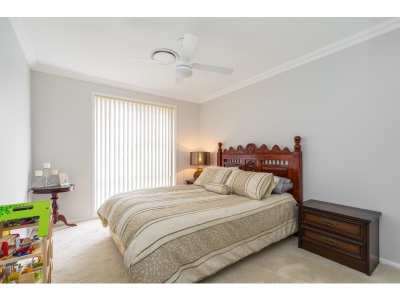 13 Drayton Crescent, Thornton NSW 2322
