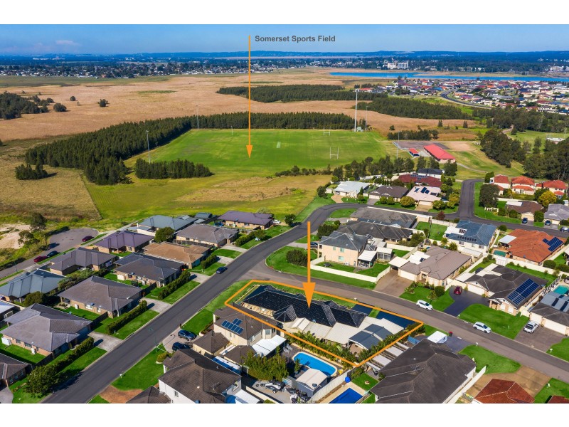 13 Drayton Crescent, Thornton NSW 2322