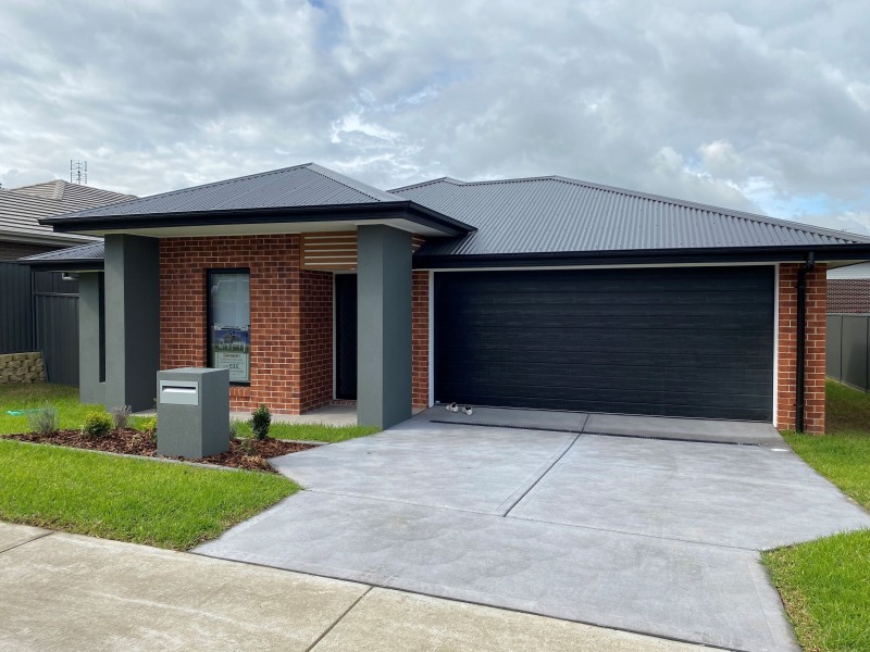 4 Morecambe Circuit, Thornton NSW 2322