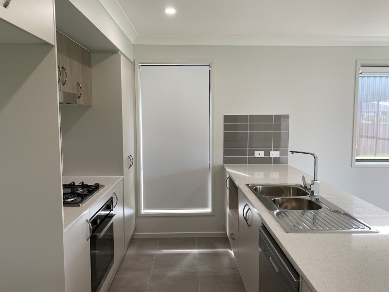 4 Morecambe Circuit, Thornton NSW 2322