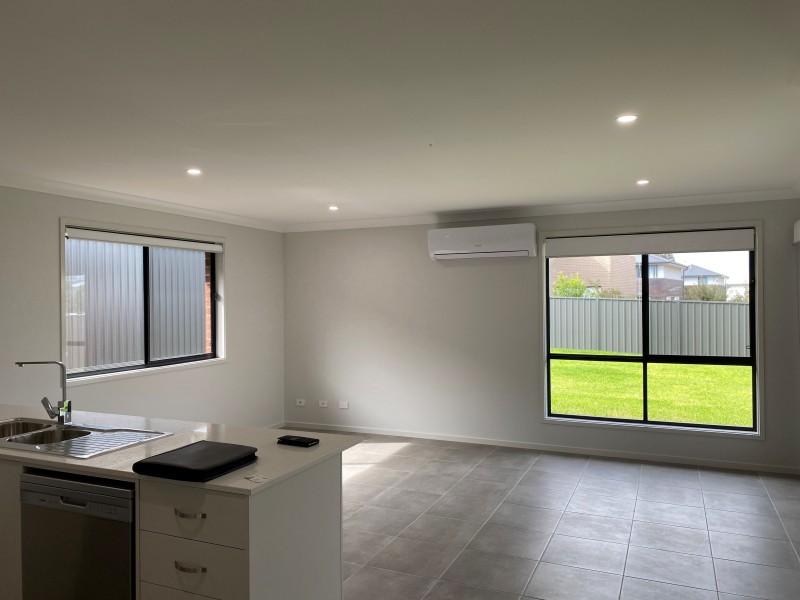 4 Morecambe Circuit, Thornton NSW 2322