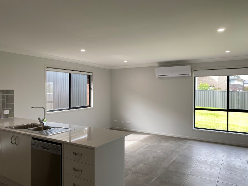 4 Morecambe Circuit, Thornton NSW 2322