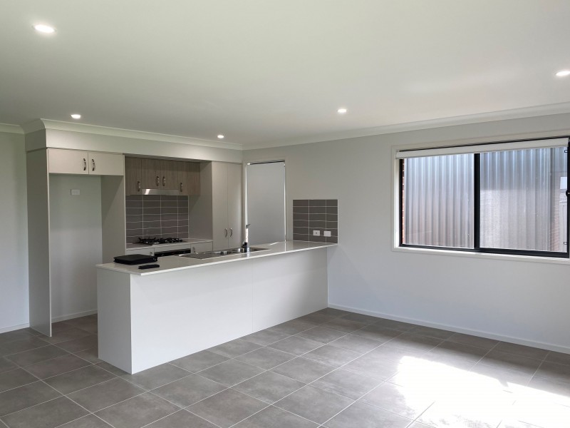 4 Morecambe Circuit, Thornton NSW 2322