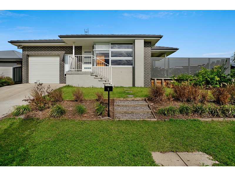 9 Thorncliffe Avenue, Thornton NSW 2322