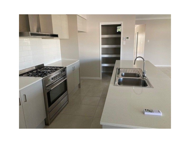 41 Barr Promenade, Thornton NSW 2322