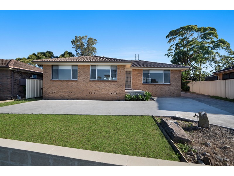 15 & 15a Pepler Place, Thornton NSW 2322