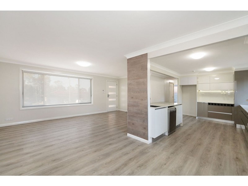 15 & 15a Pepler Place, Thornton NSW 2322