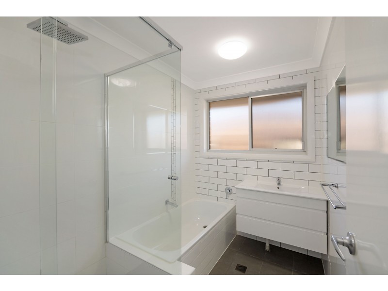 15 & 15a Pepler Place, Thornton NSW 2322