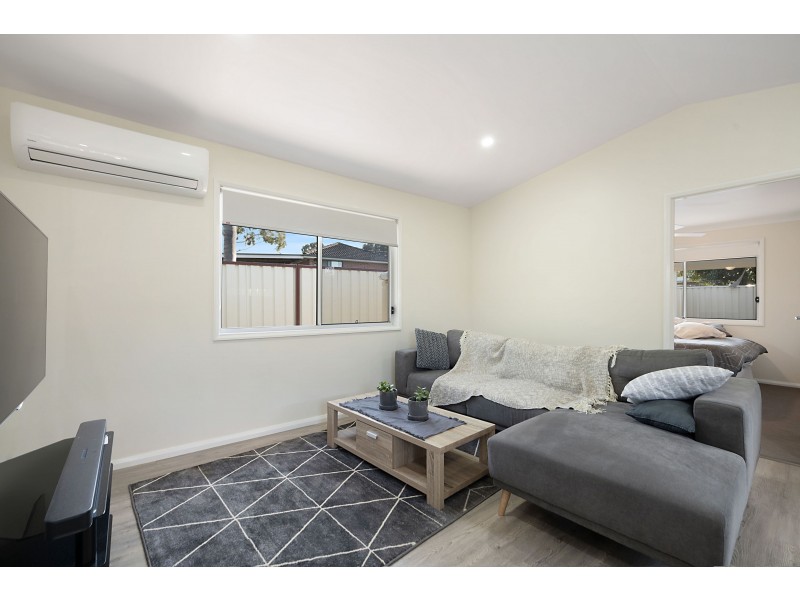 15 & 15a Pepler Place, Thornton NSW 2322
