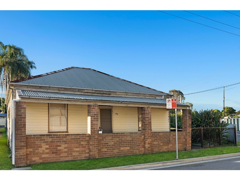 43 Blomfield Street, South Maitland NSW 2320