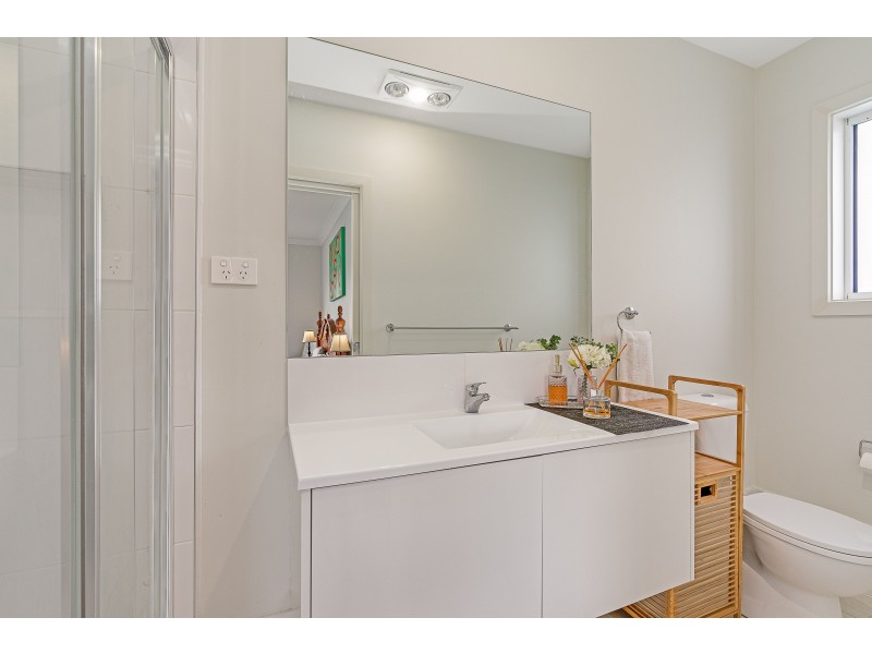 13 Crestwood Road, Thornton NSW 2322