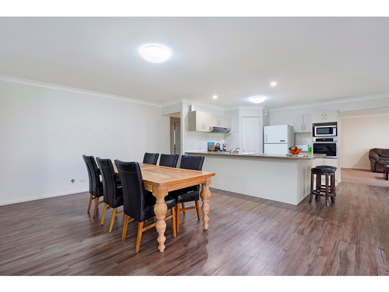 5 Beech Close, Thornton NSW 2322