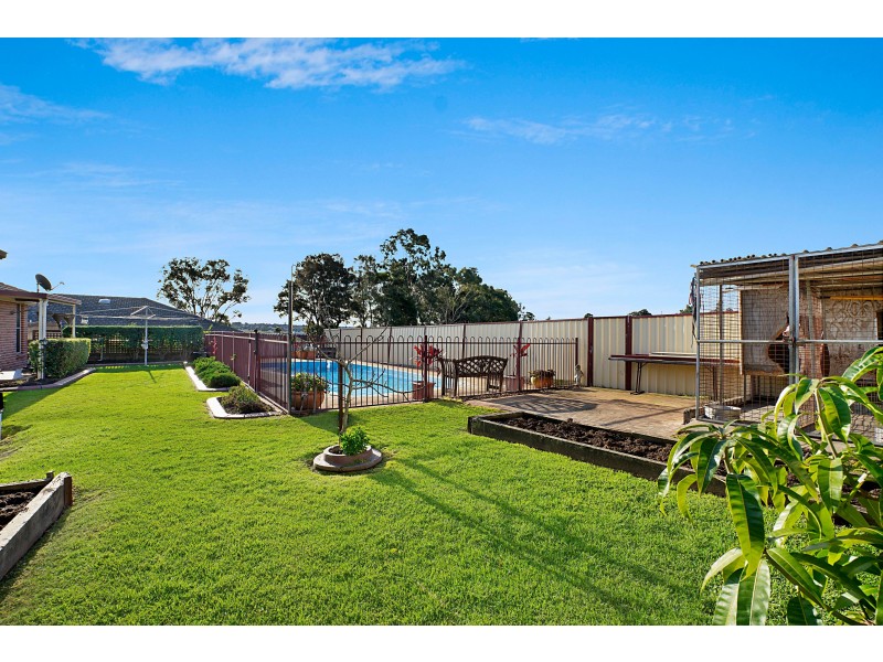 2 Woodbine Close, Woodberry NSW 2322