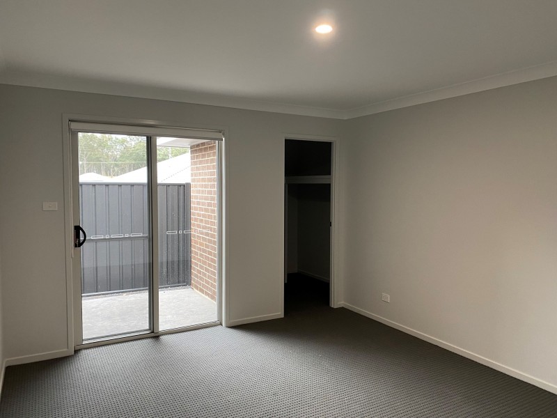 2/11 Parkham Street, Thornton NSW 2322