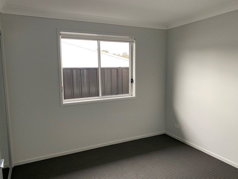 2/11 Parkham Street, Thornton NSW 2322