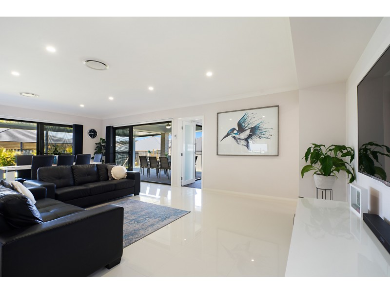 3 Pinchtail Street, Chisholm NSW 2322