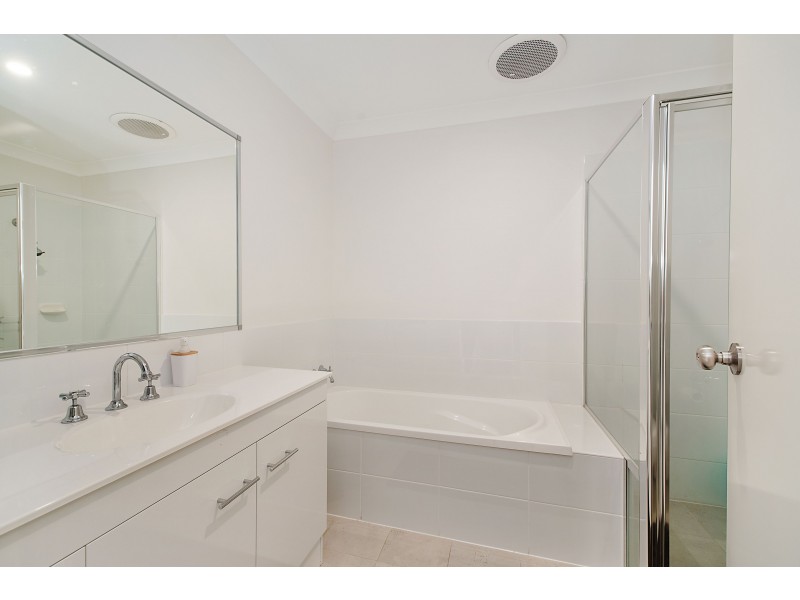 1 & 2/6 Shalistan Street, Cliftleigh NSW 2321