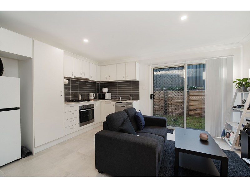 1 & 2/6 Shalistan Street, Cliftleigh NSW 2321