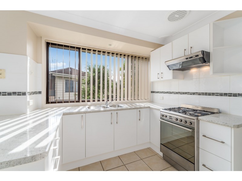 6 Barlow Close, Thornton NSW 2322