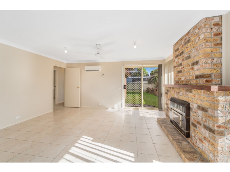 6 Barlow Close, Thornton NSW 2322