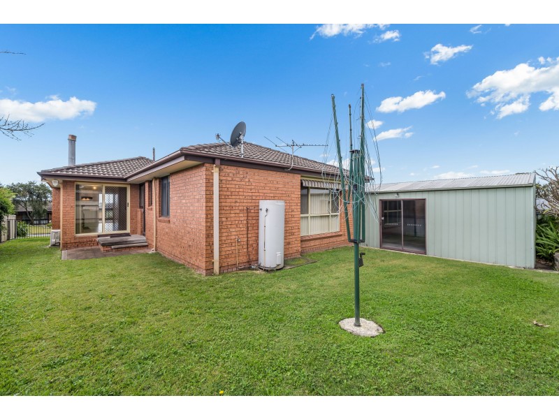 6 Barlow Close, Thornton NSW 2322
