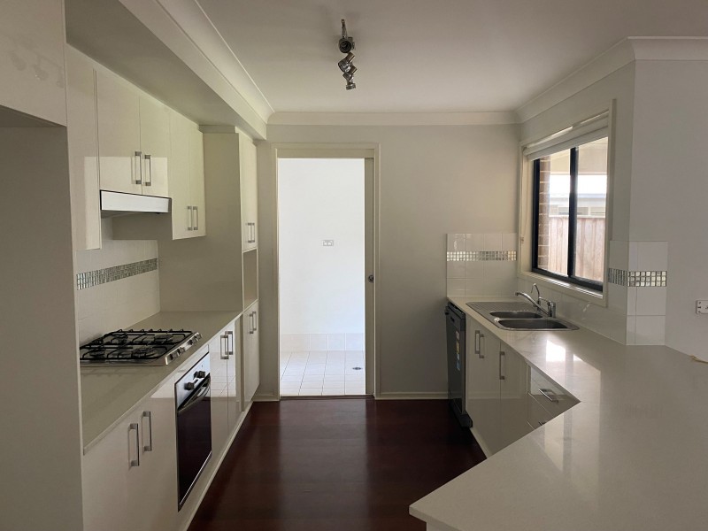 9 James Leslie Drive, Gillieston Heights NSW 2321